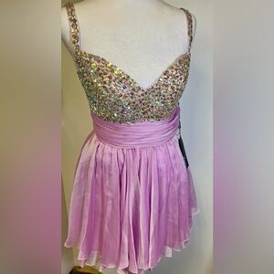 La Femme Be-Jewelled Lavender Dress Floaty Hemline Sweetheart Neckline 
Size 4